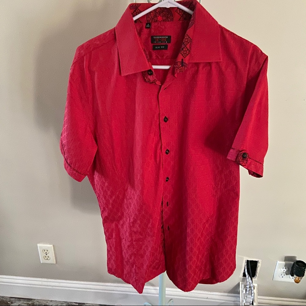 Men’s short sleeve button down shirt